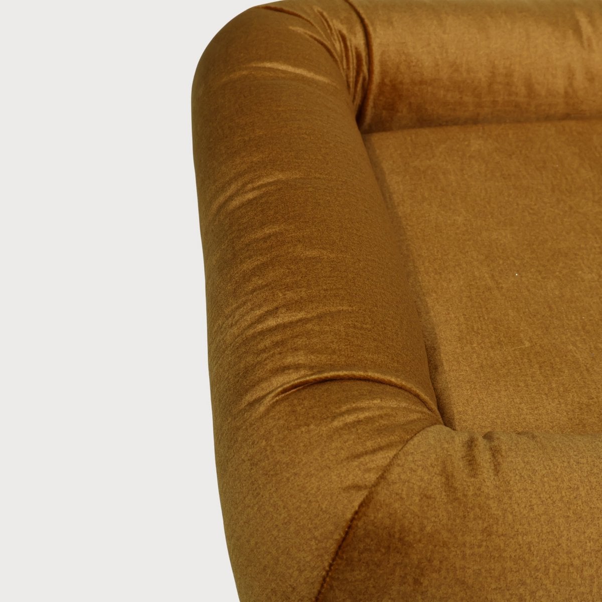 Monolith Luxury Dog Bed – Premium Designer Pet Furniture, Handmade in Europe, Modern Style