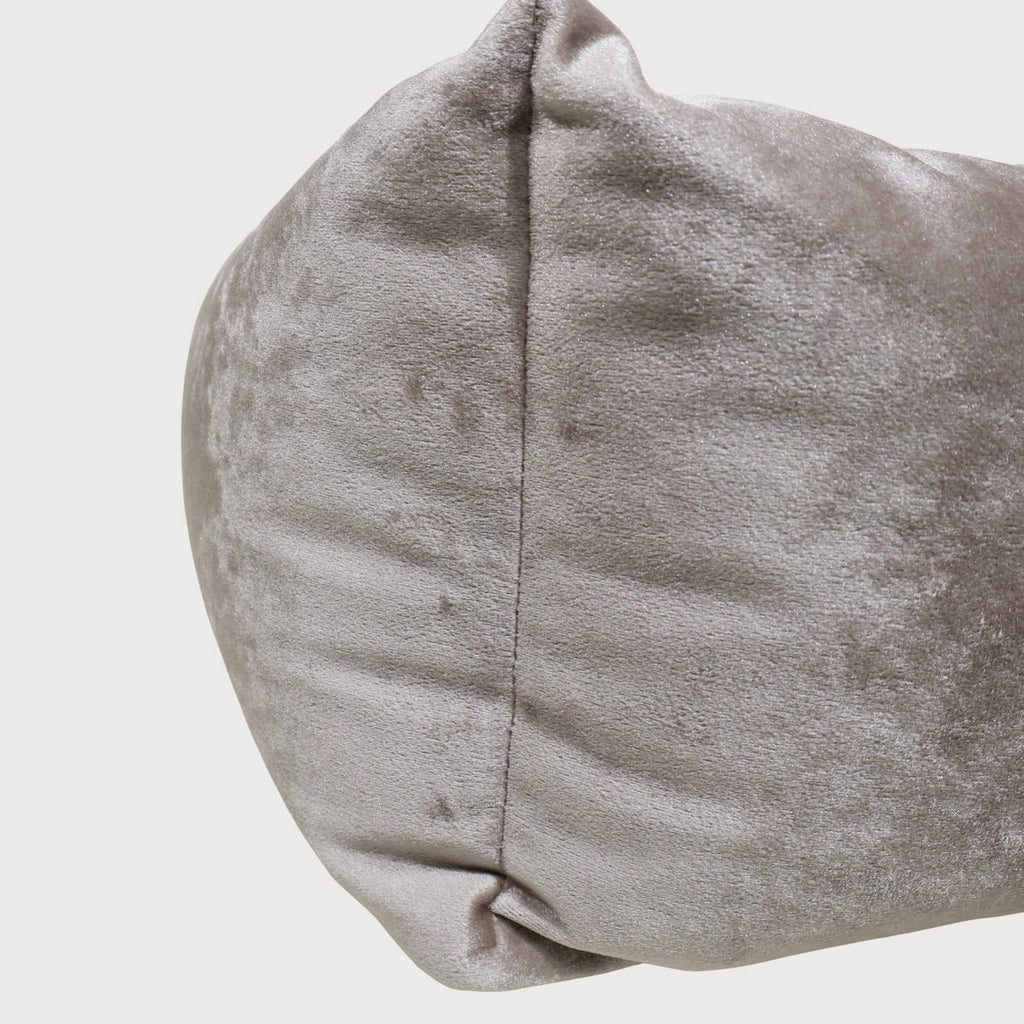 SAPPHIRE Luxury Dog Bed – Sculptural Marble Velvet, Orthopedic Support, Handmade in Europe
