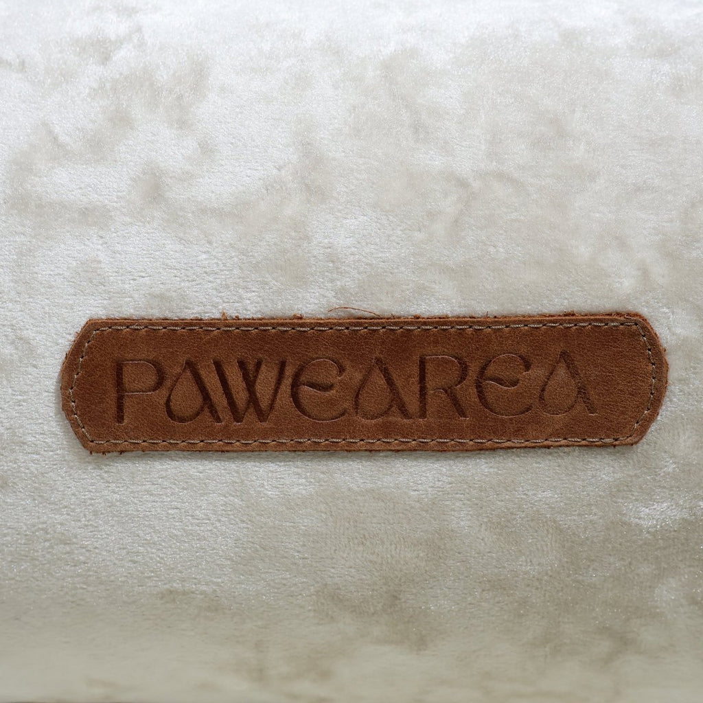 SAPPHIRE Luxury Dog Bed – Sculptural Marble Velvet, Orthopedic Support, Handmade in Europe