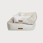SAPPHIRE Luxury Dog Bed – Sculptural Marble Velvet, Orthopedic Support, Handmade in Europe